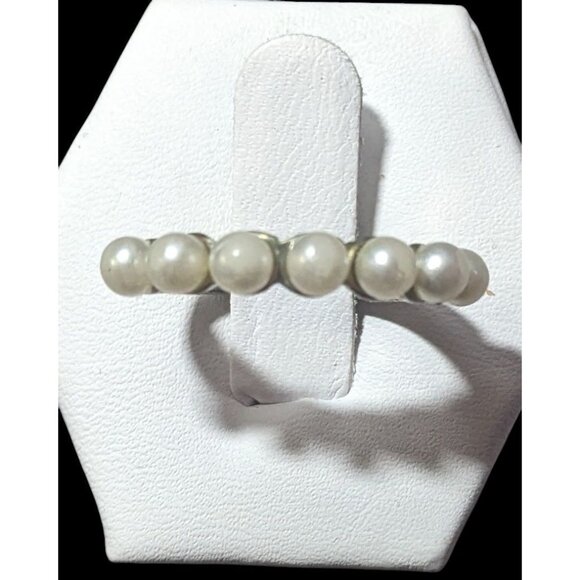 Vintage Coquette Glam Single Row Faux Pearl Ring Size 6 - Picture 1 of 14